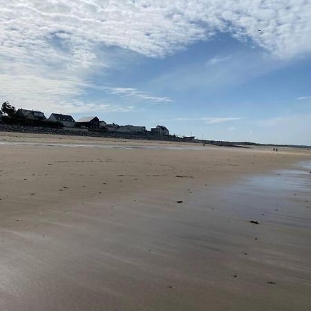 A 50 M De La Plage, Appartement De 35 M2 : Les Pieds Sales Bréhal Eksteriør billede