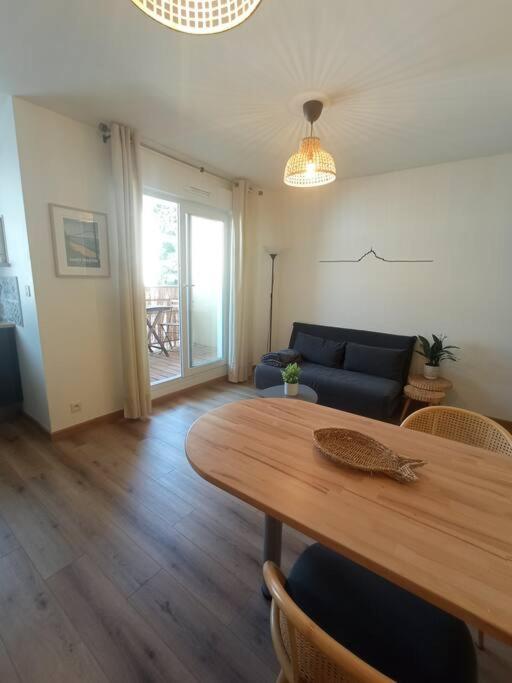 A 50 M De La Plage, Appartement De 35 M2 : Les Pieds Sales Bréhal Eksteriør billede